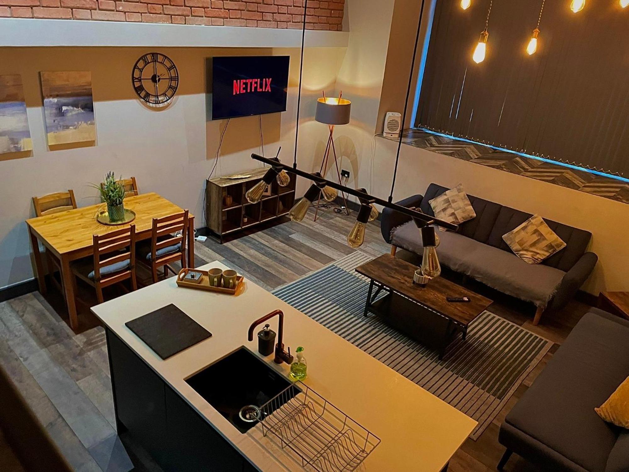 Artistic, Cozy, Stylish, Open Plan, City Centre 1Br シェフィールド エクステリア 写真