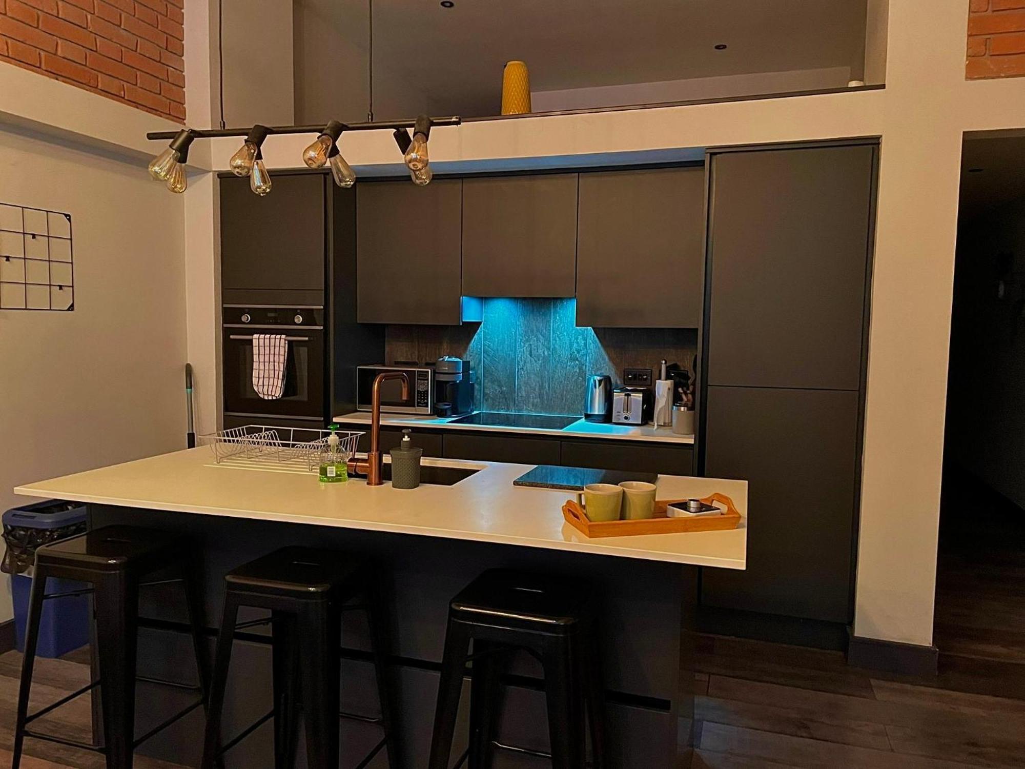 Artistic, Cozy, Stylish, Open Plan, City Centre 1Br シェフィールド エクステリア 写真