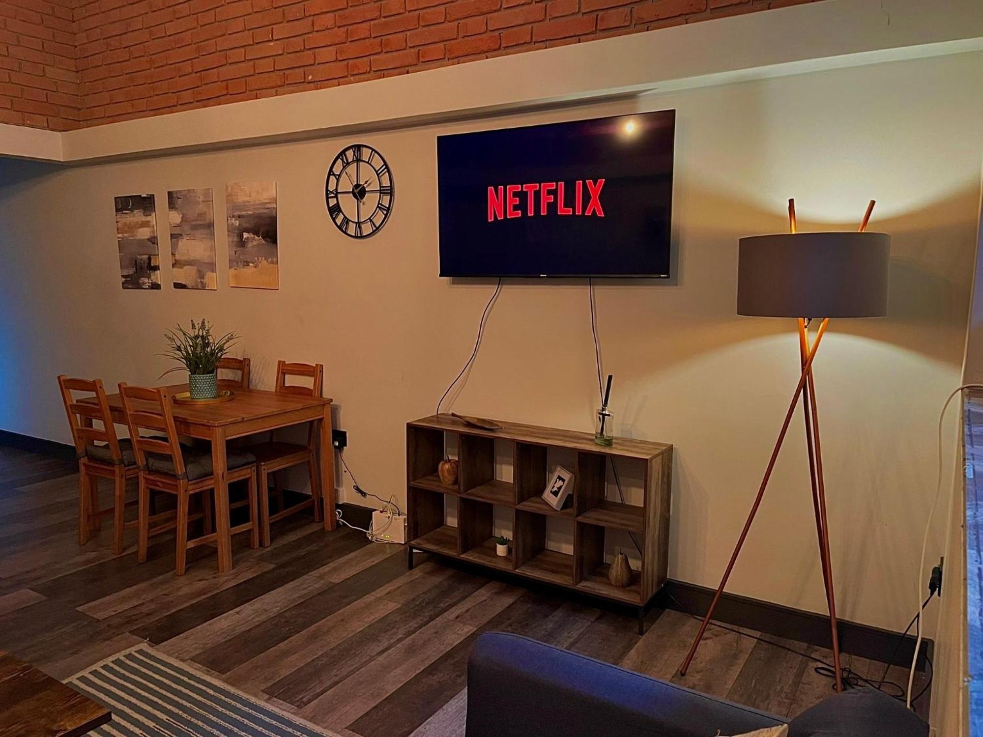 Artistic, Cozy, Stylish, Open Plan, City Centre 1Br シェフィールド エクステリア 写真